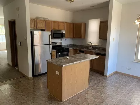 910 E 40th St, Chicago, IL 60653 photo 8