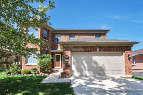 792 S Colfax Ave, Elmhurst, IL 60126