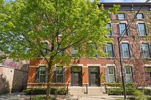 508 W Wisconsin St, Chicago, IL 60614