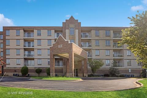 201 W Brush Hill Rd #102, Elmhurst, IL 60126