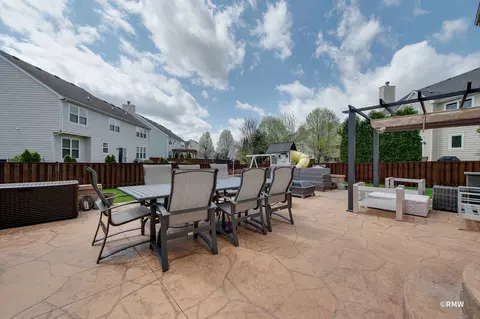 307 Cassidy Ln, Elgin, IL 60124 photo 36
