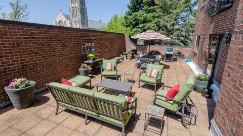 7575 Lake St #2D, River Forest, IL 60305 photo 12