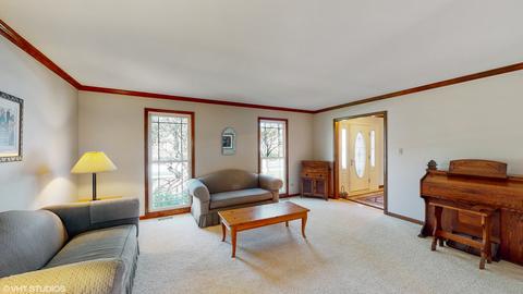 392 Glen Echo Rd, Naperville, IL 60565 photo 3