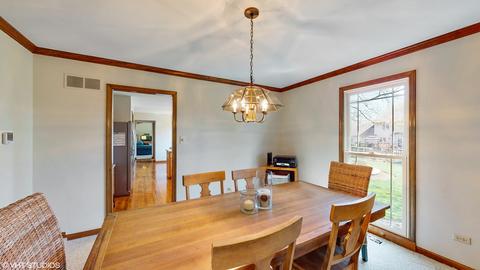 392 Glen Echo Rd, Naperville, IL 60565 photo 5
