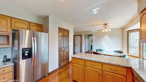 392 Glen Echo Rd, Naperville, IL 60565 photo 7