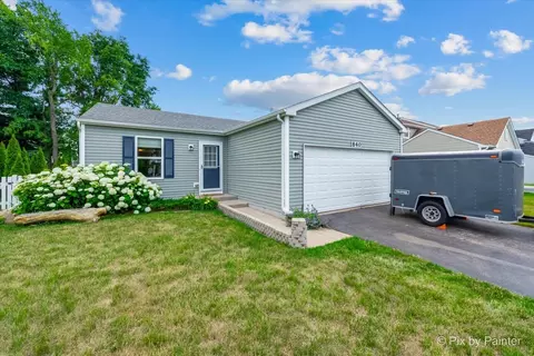 840 Butterfield Rd, Woodstock, IL 60098