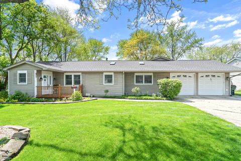 1140 Basswood St, Hoffman Estates, IL 60169