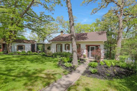 244 Indian Trl, Lake In The Hills, IL 60156