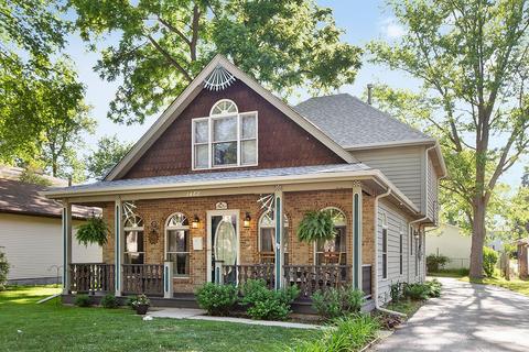 1468 Wood St, Crete, IL 60417