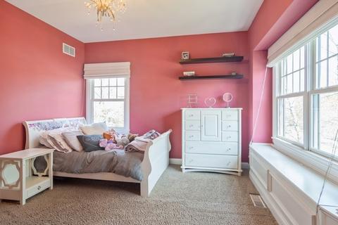 1010 Warrington Rd, Deerfield, IL 60015 photo 11