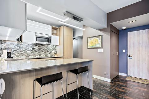 175 E Delaware Pl #5412, Chicago, IL 60611 photo 8