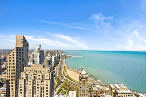 175 E Delaware Pl #5412, Chicago, IL 60611 photo 2