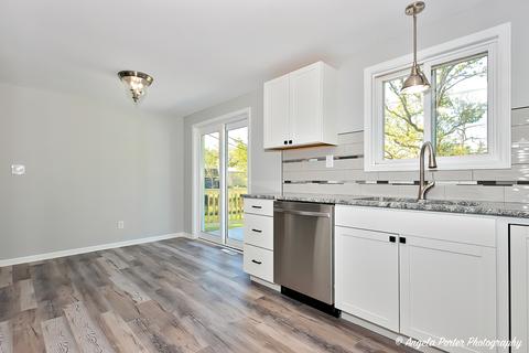 5809 Bunny Ave, Mchenry, IL 60051 photo 8