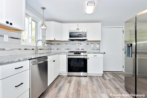 5809 Bunny Ave, Mchenry, IL 60051 photo 7