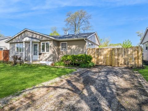 504 Isa Dr, Wheeling, IL 60090 photo 1