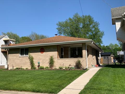 624 Leonard Ave, Dekalb, IL 60115