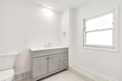3660 Jackson St, Lansing, IL 60438 photo 12