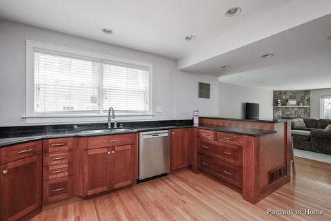 412 N Rush St, Itasca, IL 60143 photo 11