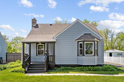 2304 S 9th Ave, Broadview, IL 60155
