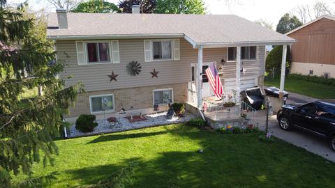 3910 Grand Ave, Mchenry, IL 60050 photo 1