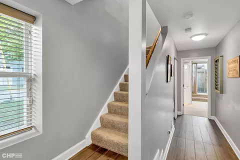 555 N Artesian Ave #A, Chicago, IL 60612 photo 8