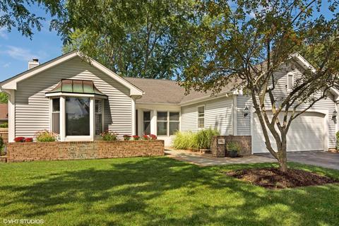 952 Pear Tree Ln, Wheeling, IL 60090 photo 1