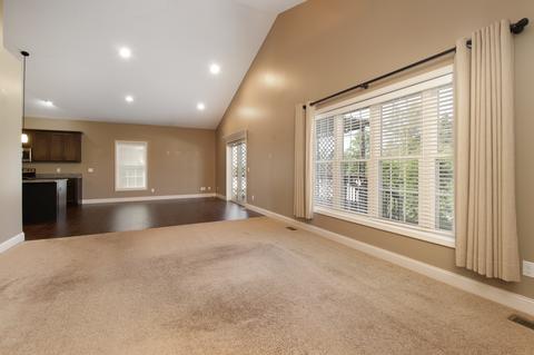 2018 Escalade Rd, Bloomington, IL 61705 photo 15