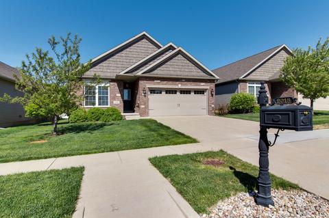 2018 Escalade Rd, Bloomington, IL 61705 photo 2