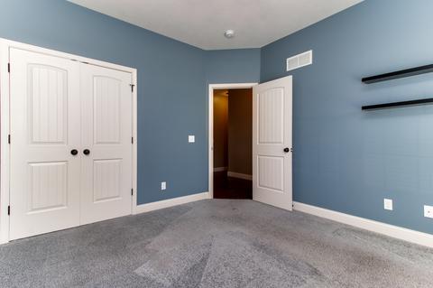 2018 Escalade Rd, Bloomington, IL 61705 photo 5