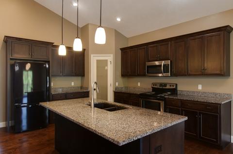 2018 Escalade Rd, Bloomington, IL 61705 photo 9