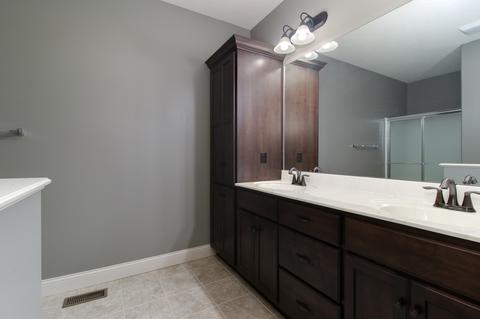 2018 Escalade Rd, Bloomington, IL 61705 photo 13