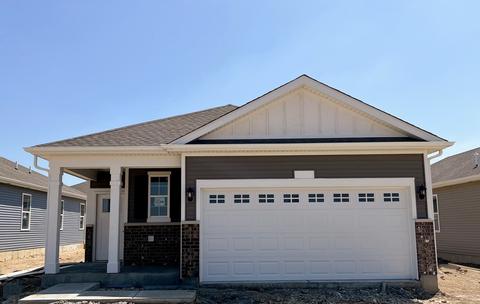 941 Savannah Ln, Algonquin, IL 60102