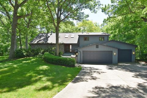 42 W171 Timber Trl, Saint Charles, IL 60175