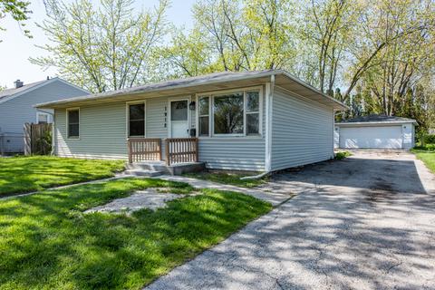 1912 20th St, Zion, IL 60099