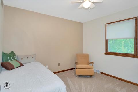 209 Deerhaven Dr, Minooka, IL 60447 photo 12