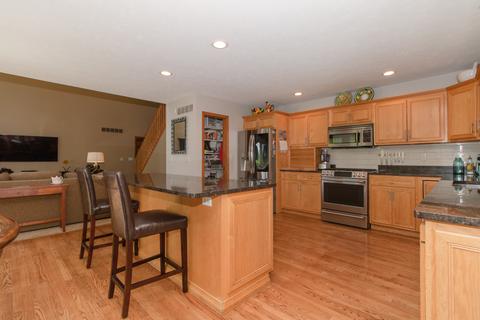 203 Park Drag Ln, Normal, IL 61761 photo 12
