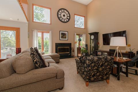 203 Park Drag Ln, Normal, IL 61761 photo 5