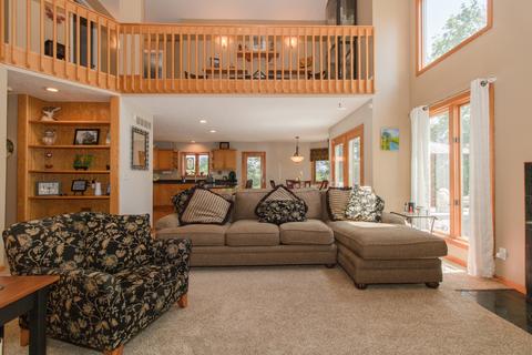 203 Park Drag Ln, Normal, IL 61761 photo 6