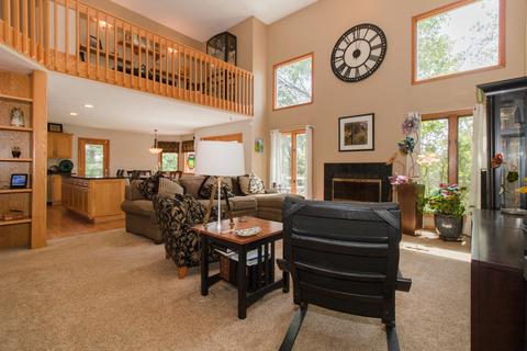 203 Park Drag Ln, Normal, IL 61761 photo 4