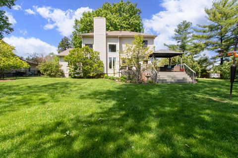 203 Park Drag Ln, Normal, IL 61761 photo 2