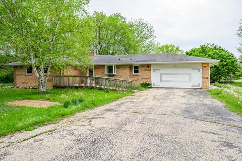 9835 Wilcox Dr, Belvidere, IL 61008
