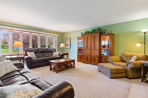 21 W322 Temple Dr, Itasca, IL 60143 photo 14