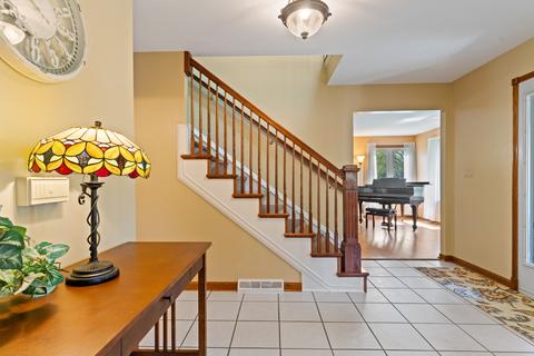 21 W322 Temple Dr, Itasca, IL 60143 photo 6