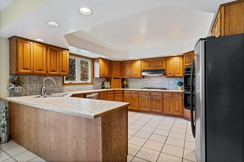 21 W322 Temple Dr, Itasca, IL 60143 photo 12