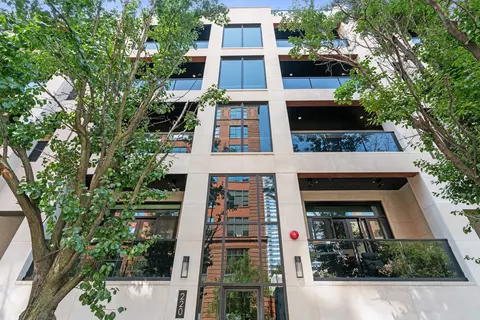 236 S Green St #2N, Chicago, IL 60607