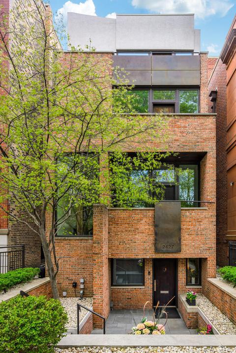 2427 N Burling St, Chicago, IL 60614