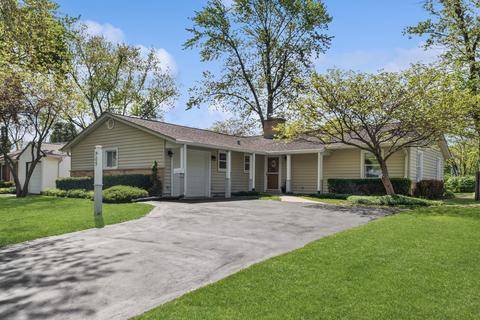 705 W Maude Ave, Arlington Heights, IL 60004