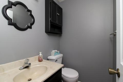 3 S Spencer Ct, Danvers, IL 61732 photo 6
