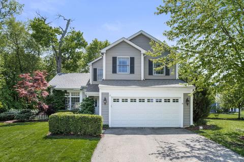 2 Brompton Ct, Bolingbrook, IL 60440