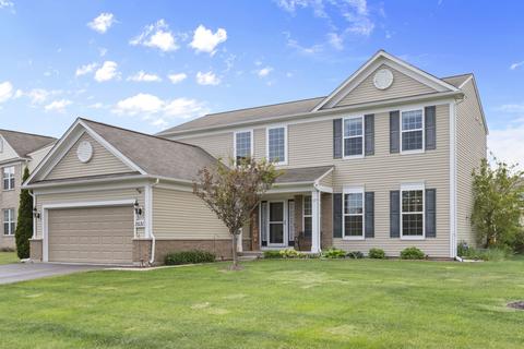 3531 Brighton Ln, Carpentersville, IL 60110